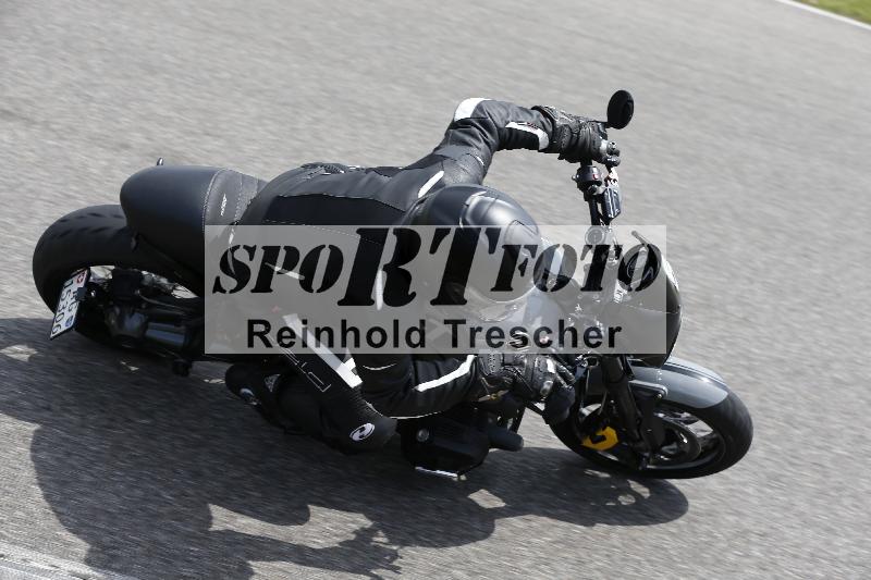 /Archiv-2024/29 12.06.2024 MOTO.CH Track Day ADR/Gruppe gelb/5